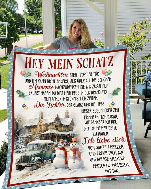 Festliche Umarmung: Kuscheldecke 'Hey mein Schatz, Weihnachten steht vor der Tür' – Genuss in jeder Größe
