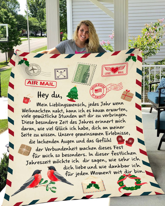Festliche Umarmung: Kuscheldecke 'Mein Lieblingsmensch, festliche Zeit' – Genuss in jeder Größe