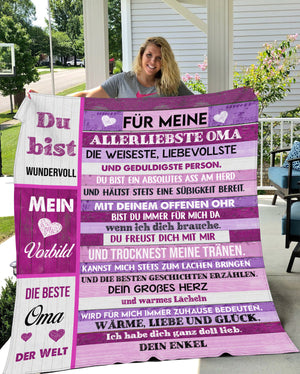 Meine liebe Oma, ein Hauch von Wärme: Kuscheldecke für dich!