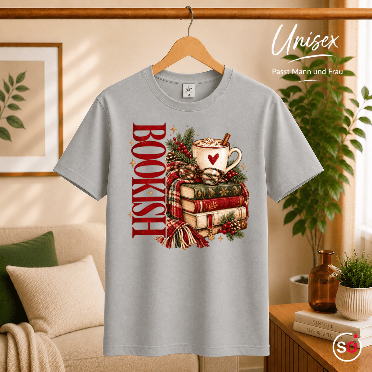Bookish T-Shirt mit gemütlichem Wintermotiv: Bücherstapel, Kakao und Schal - StyleOne
