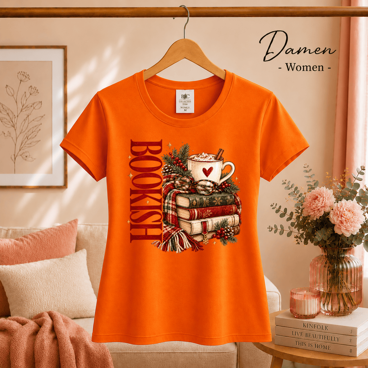 Bookish T-Shirt mit gemütlichem Wintermotiv: Bücherstapel, Kakao und Schal - StyleOne