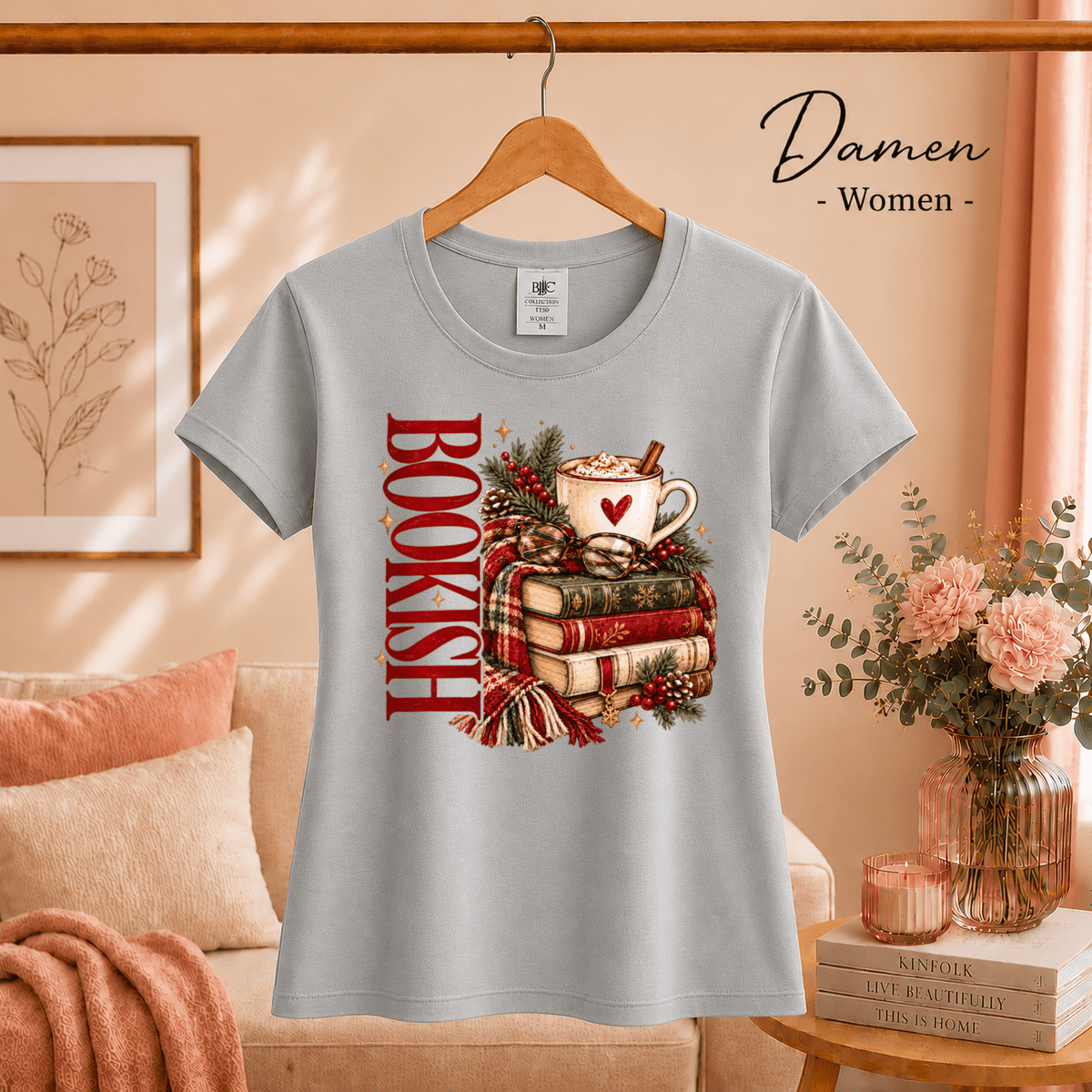Bookish T-Shirt mit gemütlichem Wintermotiv: Bücherstapel, Kakao und Schal - StyleOne