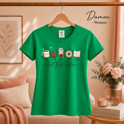 But First Coffee T-Shirt | Kawaii Design mit Tasse, Bohne, Donut und Buch - StyleOne