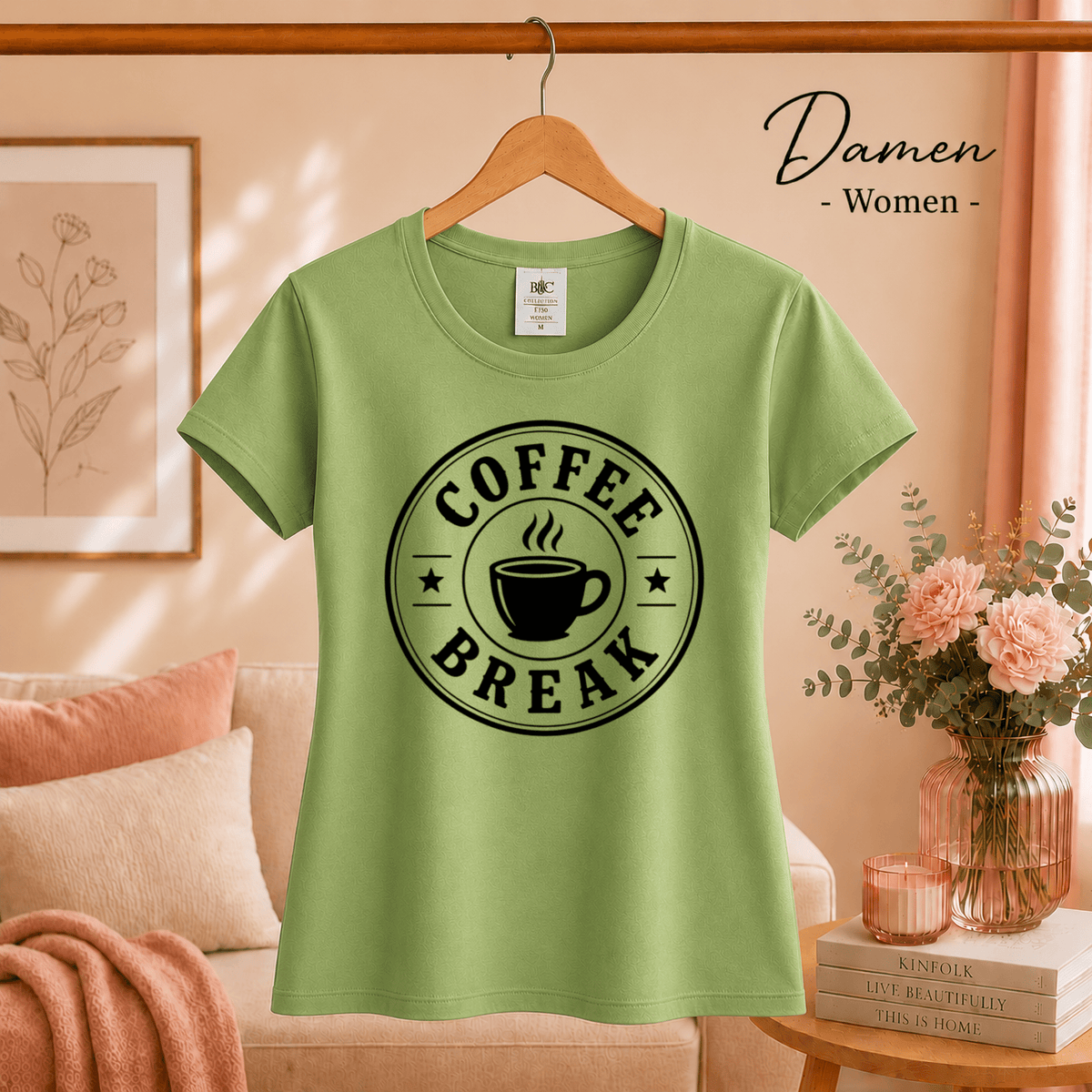 Coffee Break T-Shirt | Design mit Kaffeetasse im Vintage-Emblem-Stil - StyleOne