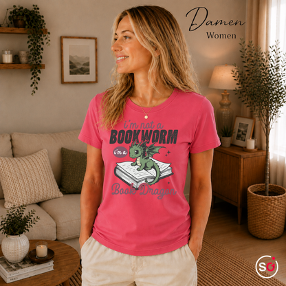 Damen Fuchsia – Buch Drache T-Shirt – Niedlicher Drache auf Buch mit tollem Spruch
