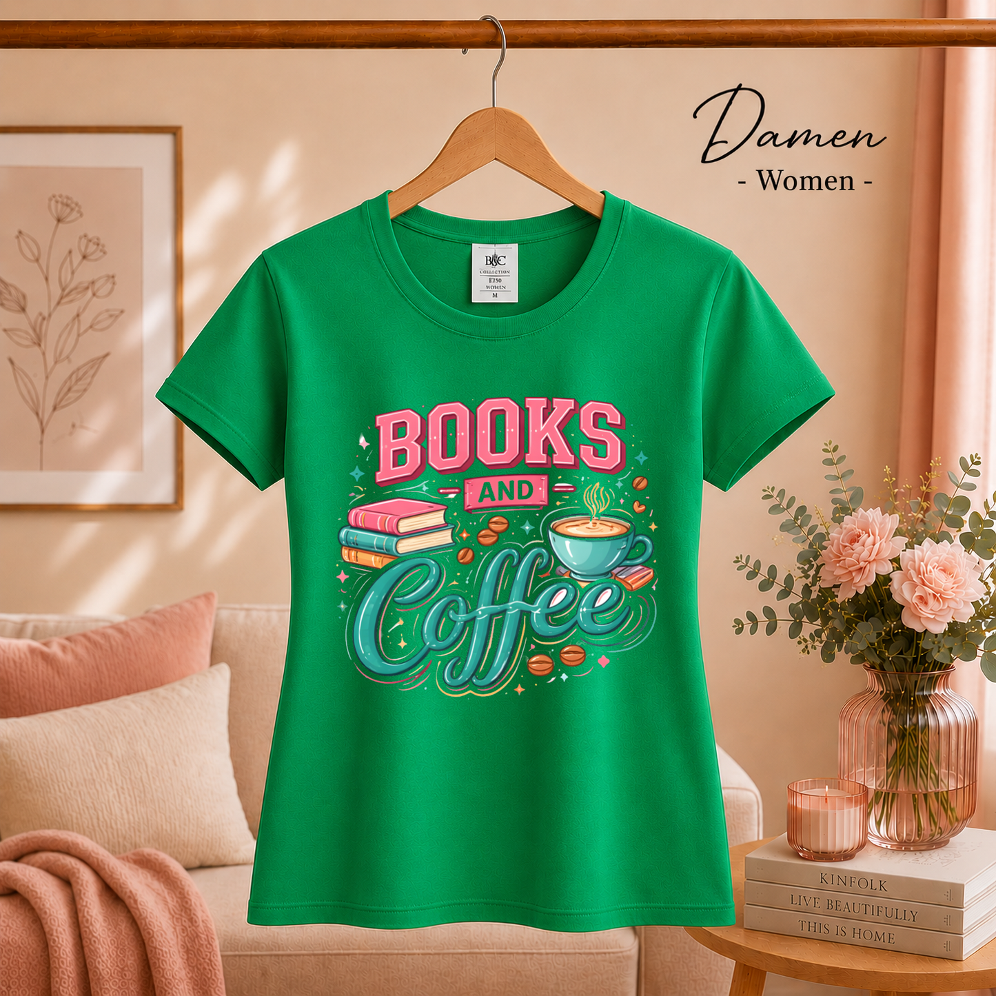 Damen KellyGrün – Books and Coffee Design T-Shirt - Leseliebe & Kaffeegenuss