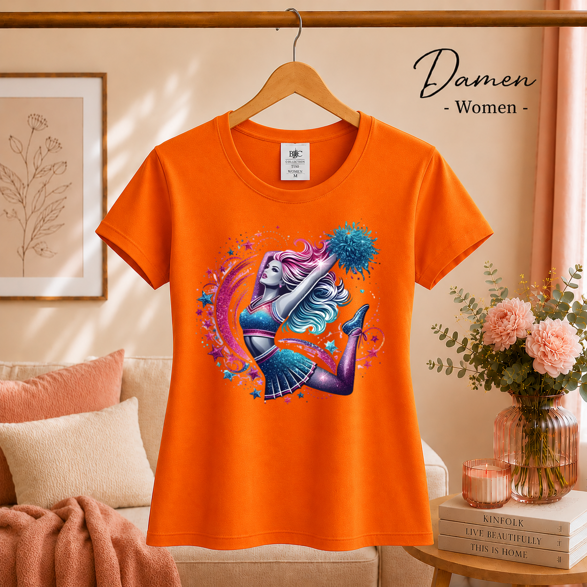 Damen Orange – T-Shirt mit dynamischem Cheerleader-Motiv und galaktischen Sternen