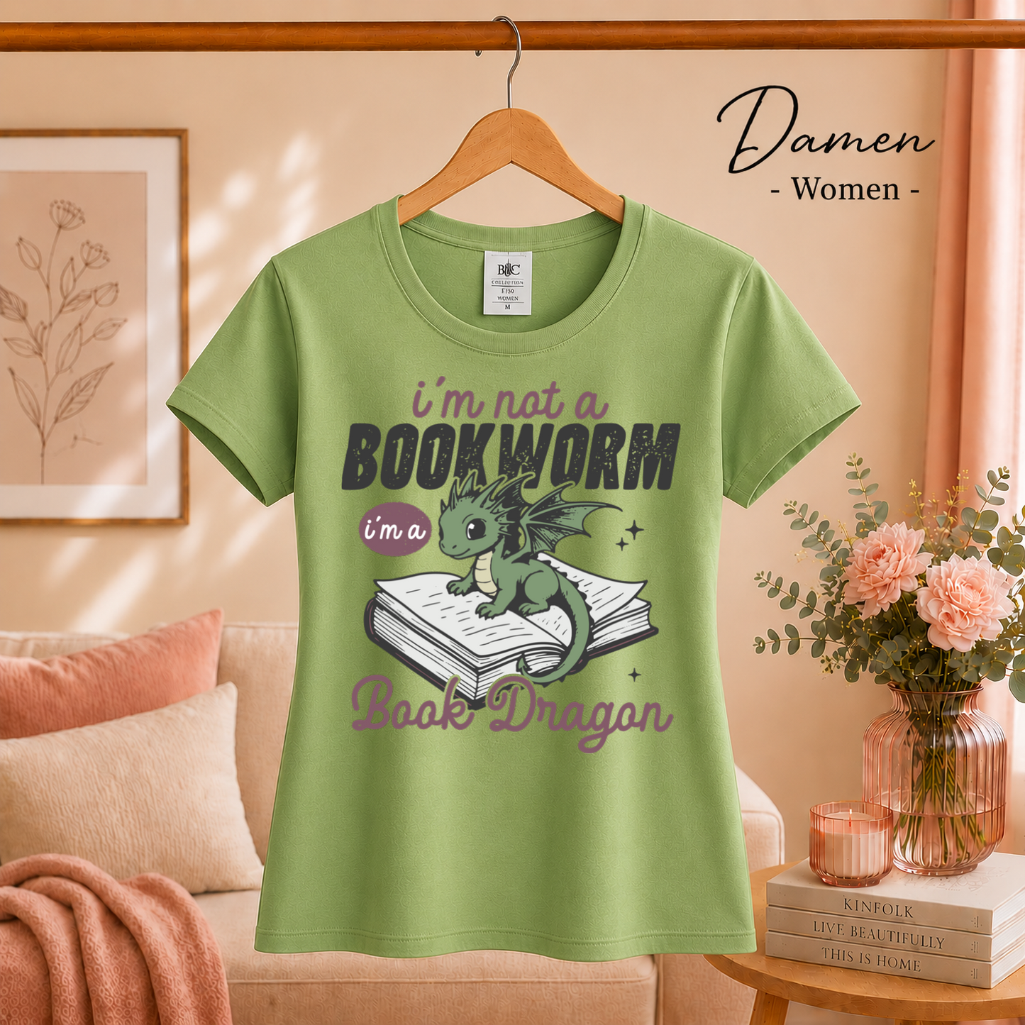 Damen Pistaccio – Buch Drache T-Shirt – Niedlicher Drache auf Buch mit tollem Spruch