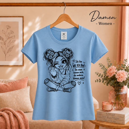 Damen SkyBlau – T-Shirt mit frechem Mädchen & Spruch 'Die anderen können mich!' – Statement-Design mit Mittelfinger