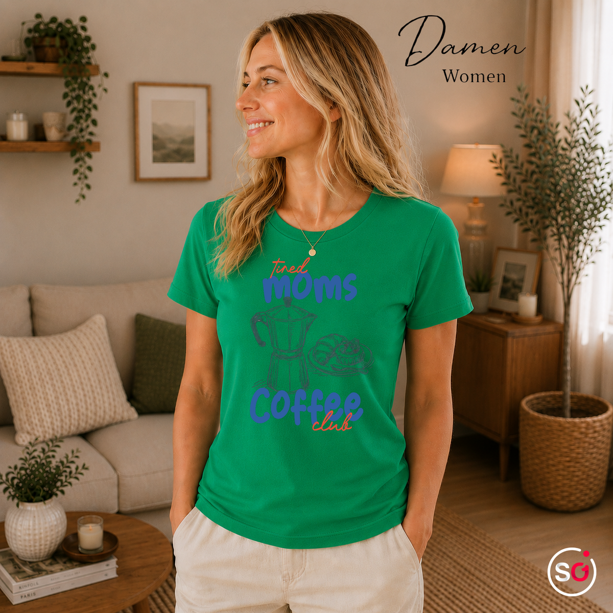 Damen KellyGrün – Statement-Shirt "Tired Moms Coffee Club" mit Kaffeekannen-Motiv und Croissant