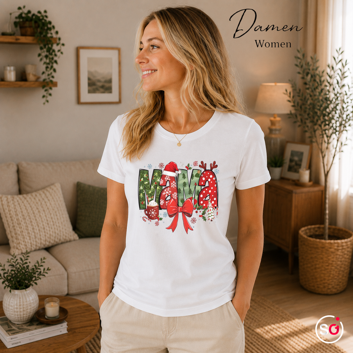 Damen Weiß – MAMA Weihnachts-T-Shirt | Festlicher Schriftzug mit Mustermix, Weihnachtsmütze & Schneeflocken