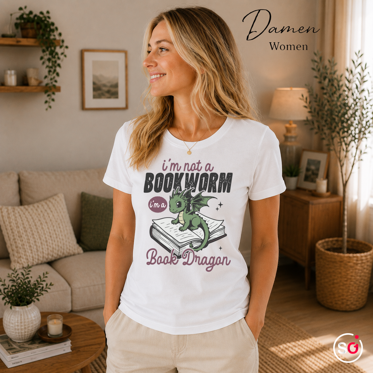 Damen Weiß – Buch Drache T-Shirt – Niedlicher Drache auf Buch mit tollem Spruch