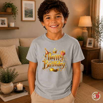 Kinder Grau – Kinder T-Shirt Happy Birthday – Goldener 3D Schriftzug mit Krone, Partyhut & Geschenk Motiv