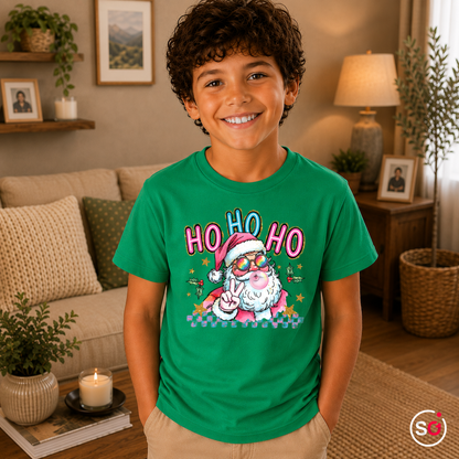 Kinder KellyGrün – Cooler Weihnachtsmann Kinder T-Shirt mit Sonnenbrille & Kaugummi | HO HO HO Design