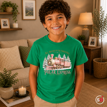 Kinder KellyGrün – Kinder T-Shirt Polar Express | Weihnachtlicher Zug zum Nordpol im Winterwald