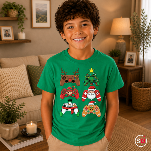 Kinder KellyGrün – Kinder T-Shirt: Festliche Gaming Controller mit Weihnachtsfiguren – Spielspaß für kleine Gamer