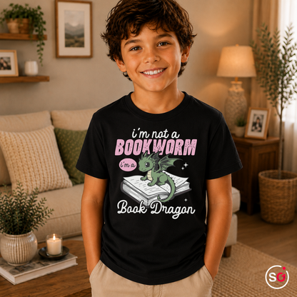 Kinder Schwarz – Kinder T-Shirt: 'I'm not a Bookworm, I'm a Book Dragon' – Süßer Lesedrachen Motiv