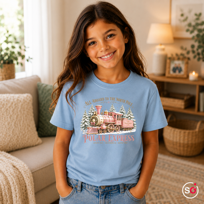 Kinder SkyBlau – Kinder T-Shirt Polar Express | Weihnachtlicher Zug zum Nordpol im Winterwald