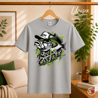 Unisex Grau – Reel Cool Dad T-Shirt | Lässiges Angler-Design mit Fisch und King-Kappe