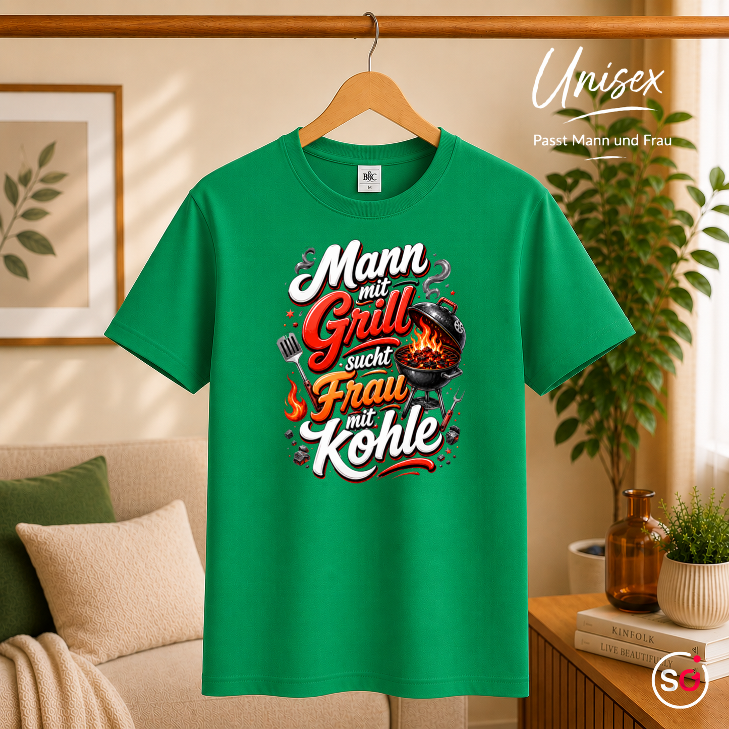Unisex KellyGrün – Lustiges Grill T-Shirt: Mann mit Grill sucht Frau mit Kohle – Witziges BBQ Design