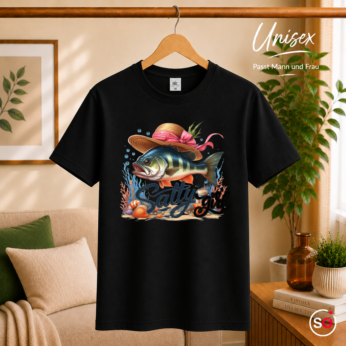 Unisex Schwarz – Salty Girl T-Shirt mit coolem Barsch-Motiv und Strohhut im maritimen Unterwasser-Design