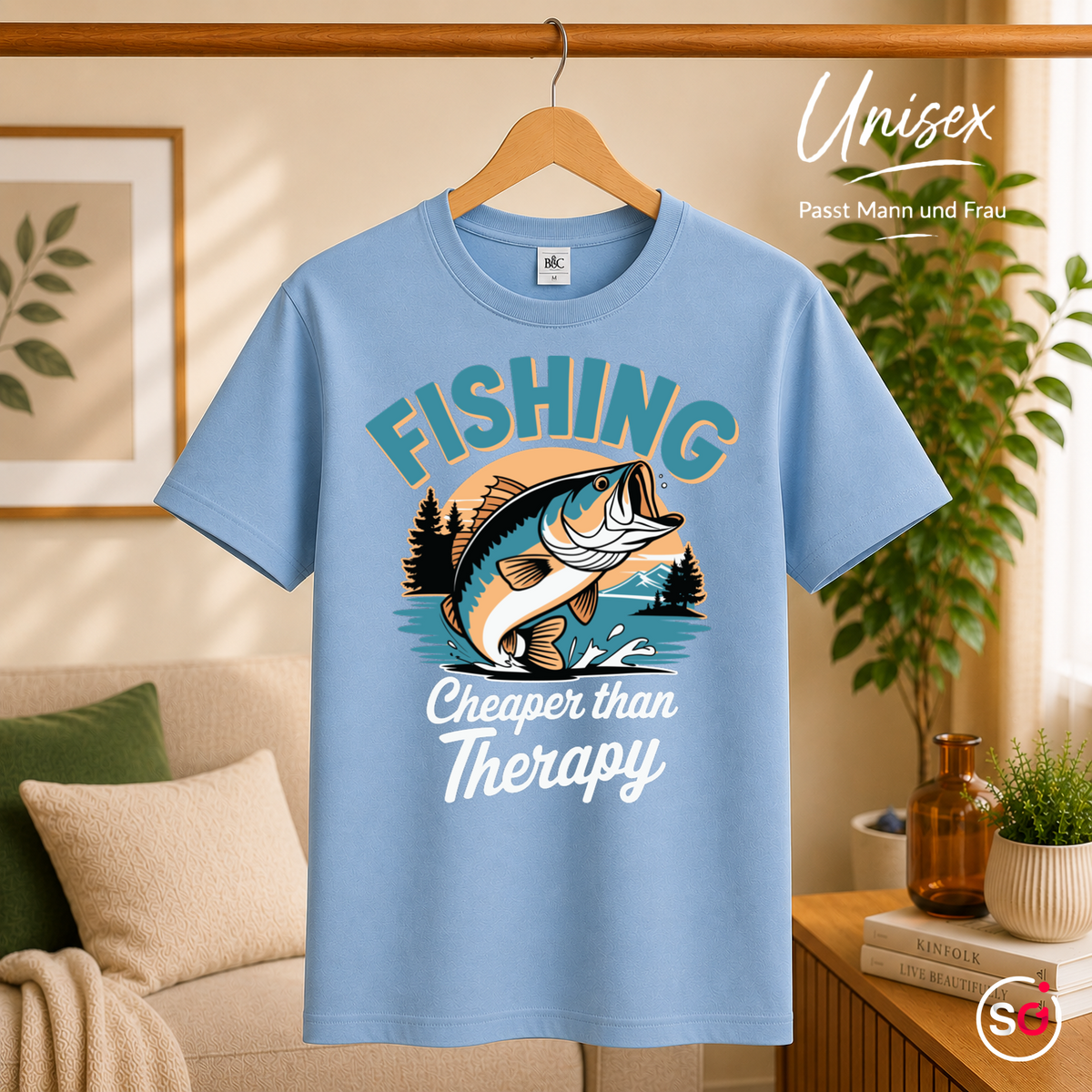 Unisex SkyBlau – T-Shirt mit Angler-Spruch "Fishing Cheaper than Therapy" und coolem Barsch-Motiv im Retro-Look