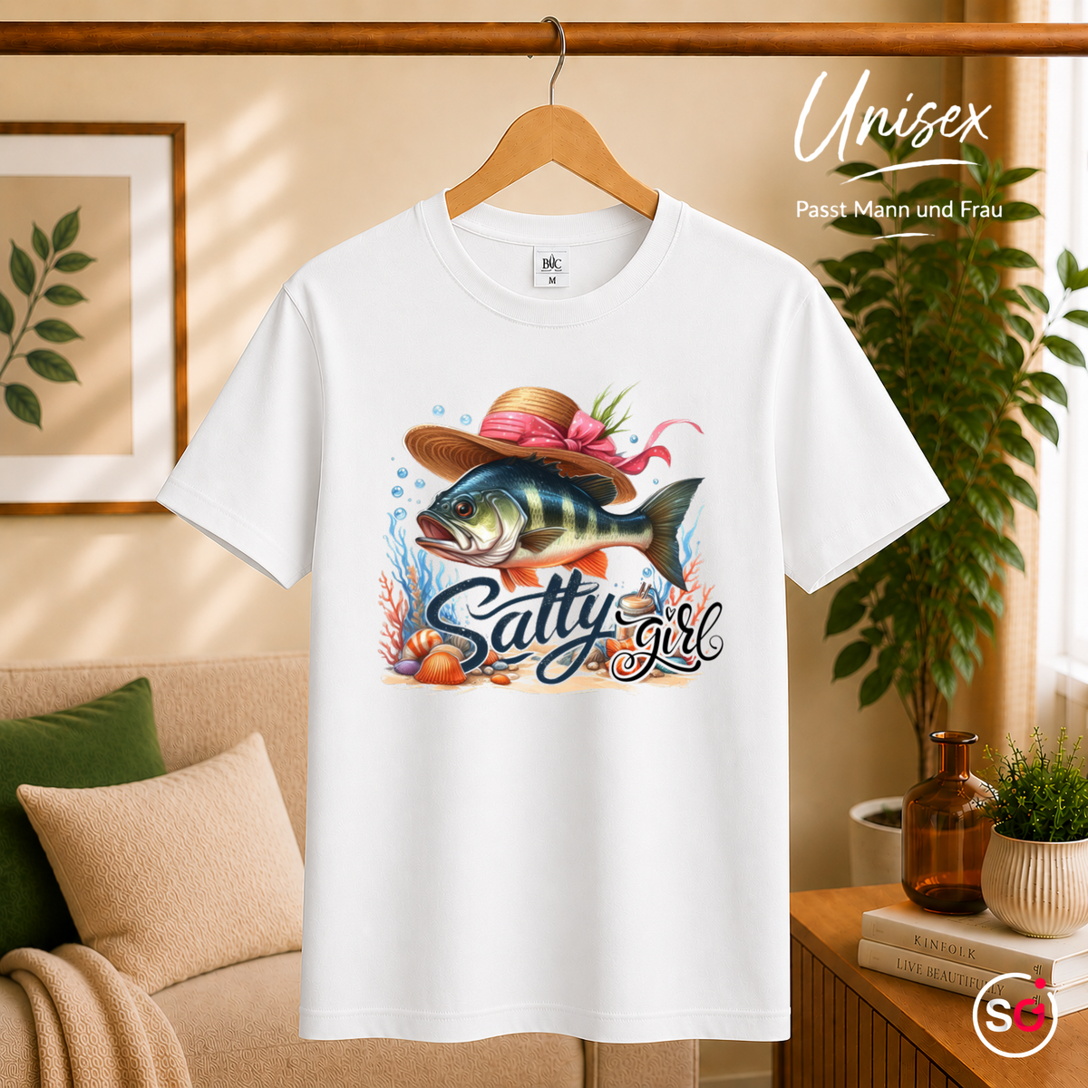 Unisex Weiß – Salty Girl T-Shirt mit coolem Barsch-Motiv und Strohhut im maritimen Unterwasser-Design