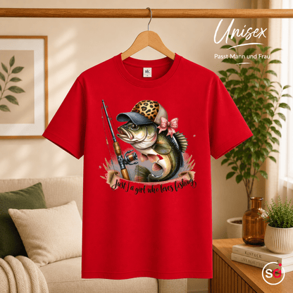Just a Girl Who Loves Fishing T-Shirt | Barsch mit Leo-Cap & pinker Schleife - StyleOne
