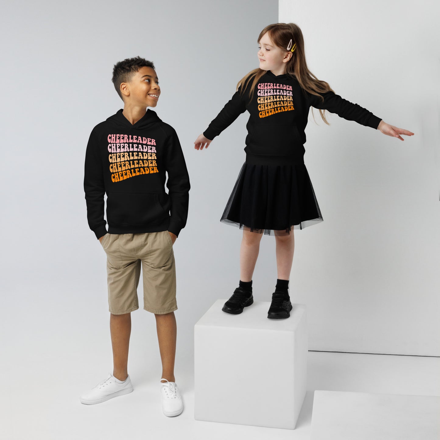 Cheerleader Power Hoodie - Dreifache Energie im Cheerleading Style