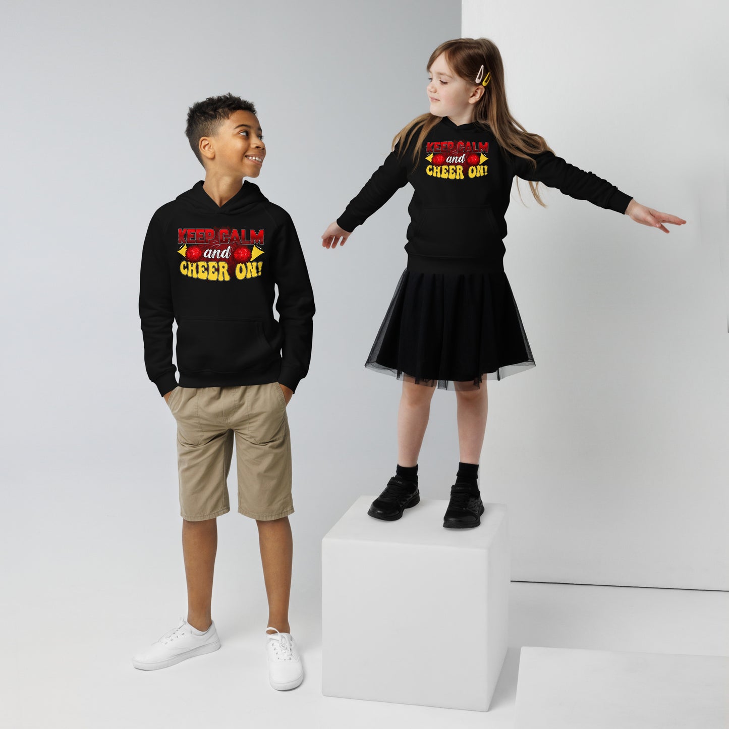 Keep Calm and CHEER ON Hoodie – Dein Motto für Cheerleading Erfolg