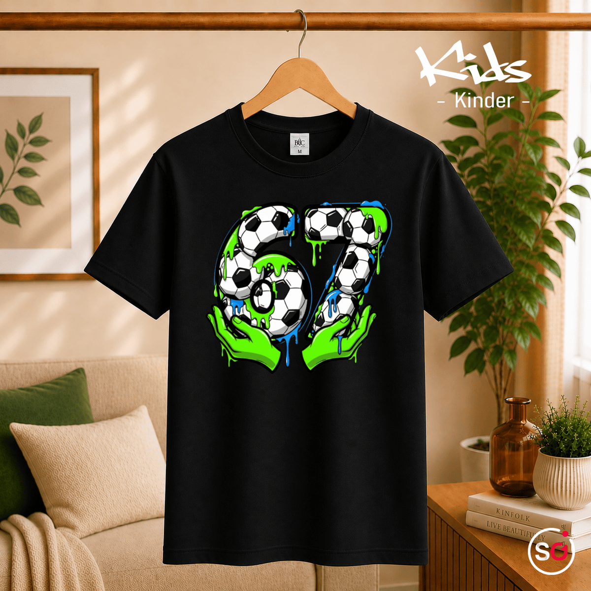 Kinder T-Shirt | Fußball Zahl 67 im coolen Schleim- & Graffiti-Look - StyleOne