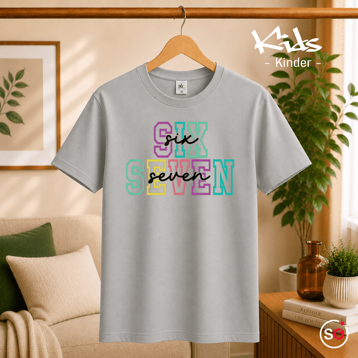 Kinder T-Shirt mit buntem 'SIX SEVEN' Zahlen-Design im College-Stil - StyleOne