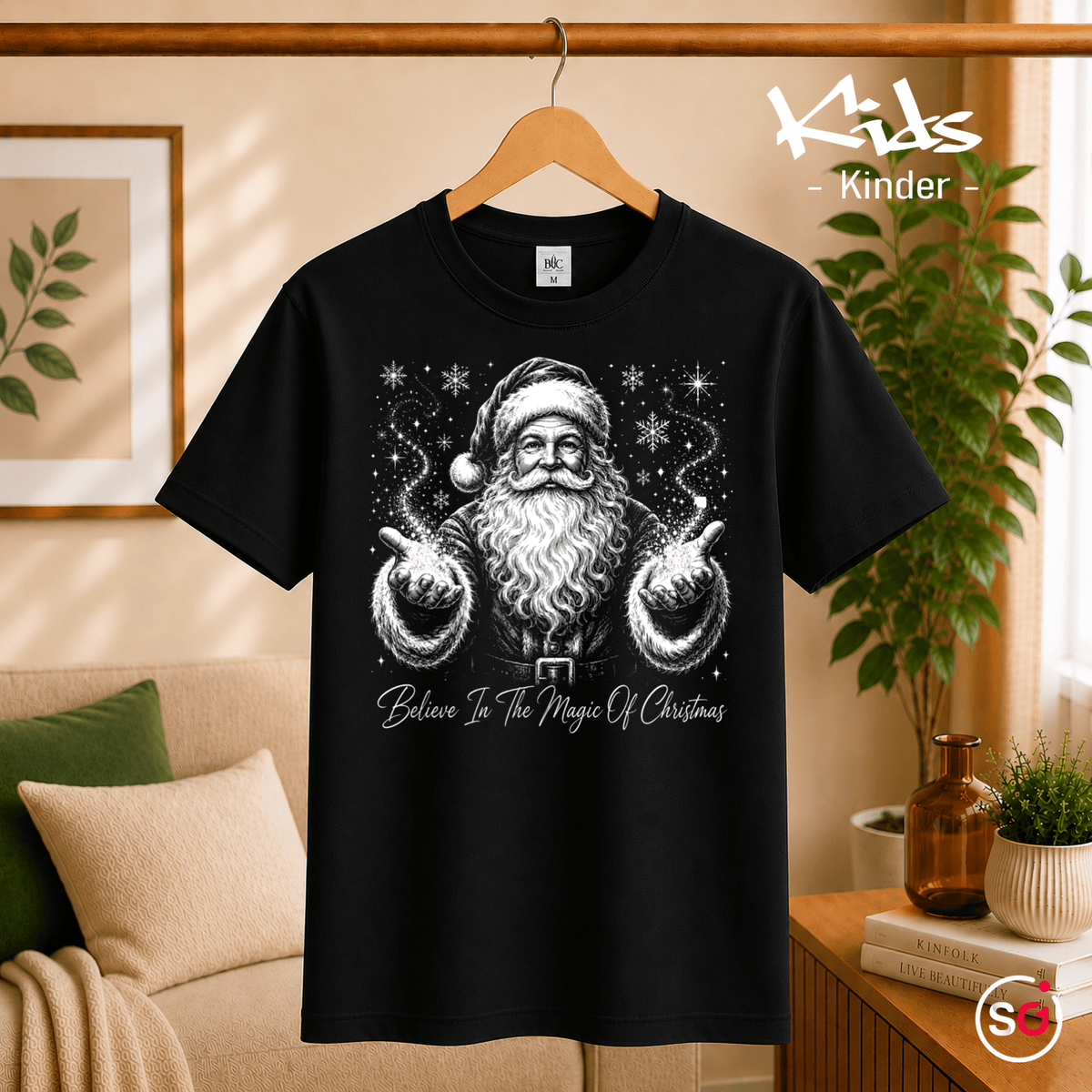 Kinder T-Shirt mit magischem Weihnachtsmann & Spruch 'Believe In The Magic Of Christmas' - StyleOne