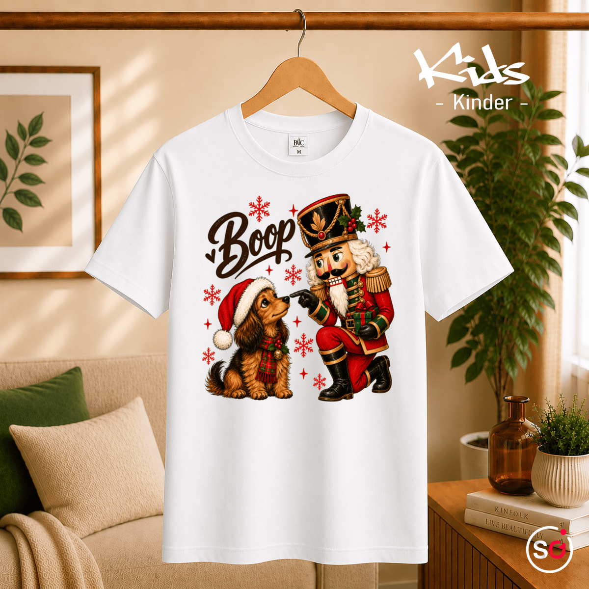 Kinder T-Shirt mit Nussknacker und Hund 'Boop' Motiv – Weihnachtliches Design - StyleOne