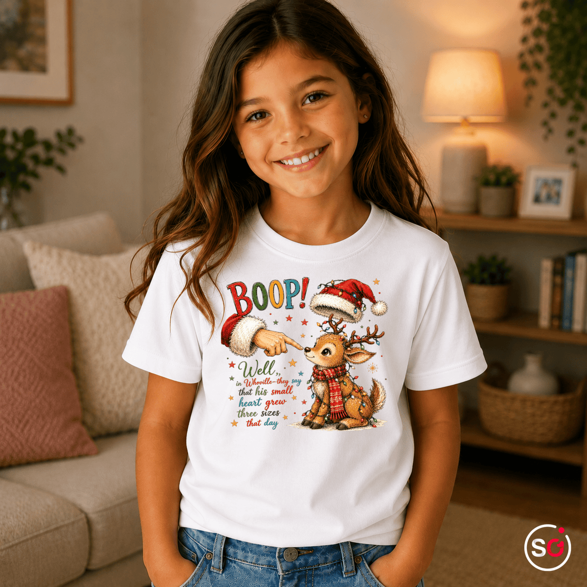 Kinder T-Shirt mit süßem Weihnachts-Rentier und Santa 'Boop' Motiv - StyleOne