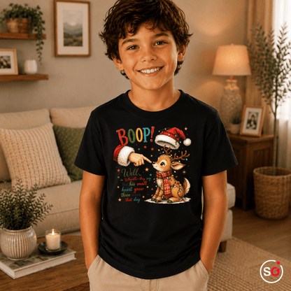 Kinder T-Shirt mit süßem Weihnachts-Rentier und Santa 'Boop' Motiv - StyleOne