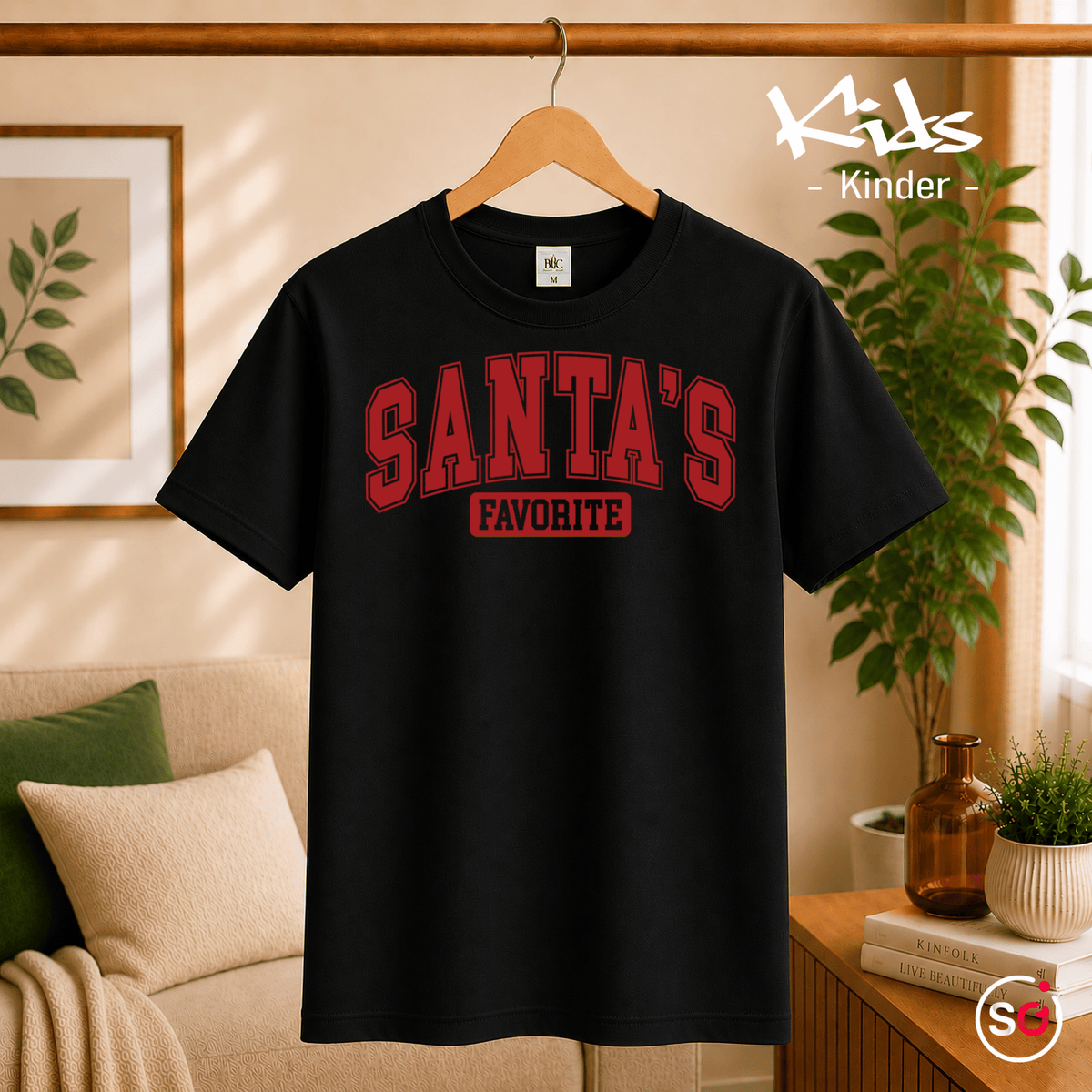Kinder T-Shirt 'Santa's Favorite' | Lustiges Weihnachtsmotiv im coolen College-Look - StyleOne