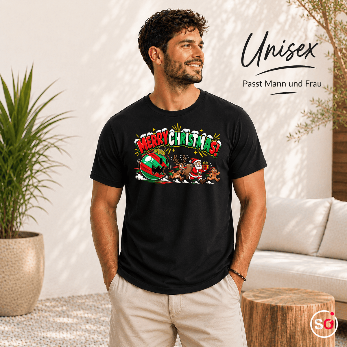 Lustiges T-Shirt „Merry Christmas“ mit Weihnachtsmann & Rentier auf der Flucht - StyleOne