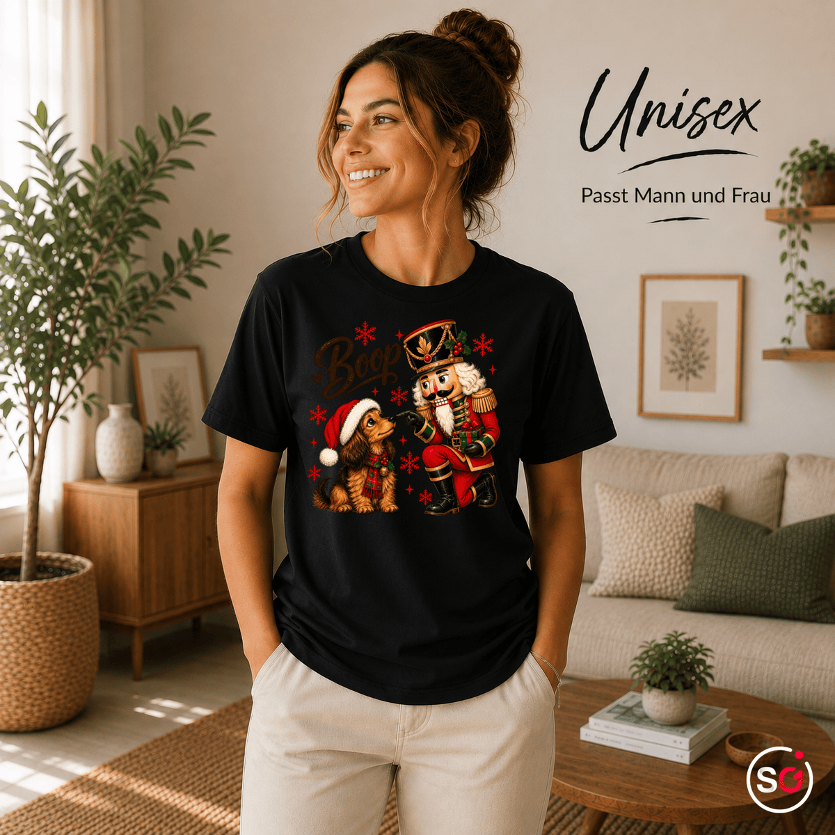 Nussknacker 'Boop' T-Shirt mit süßem Dackel – Weihnachtliches Design mit Schneeflocken - StyleOne