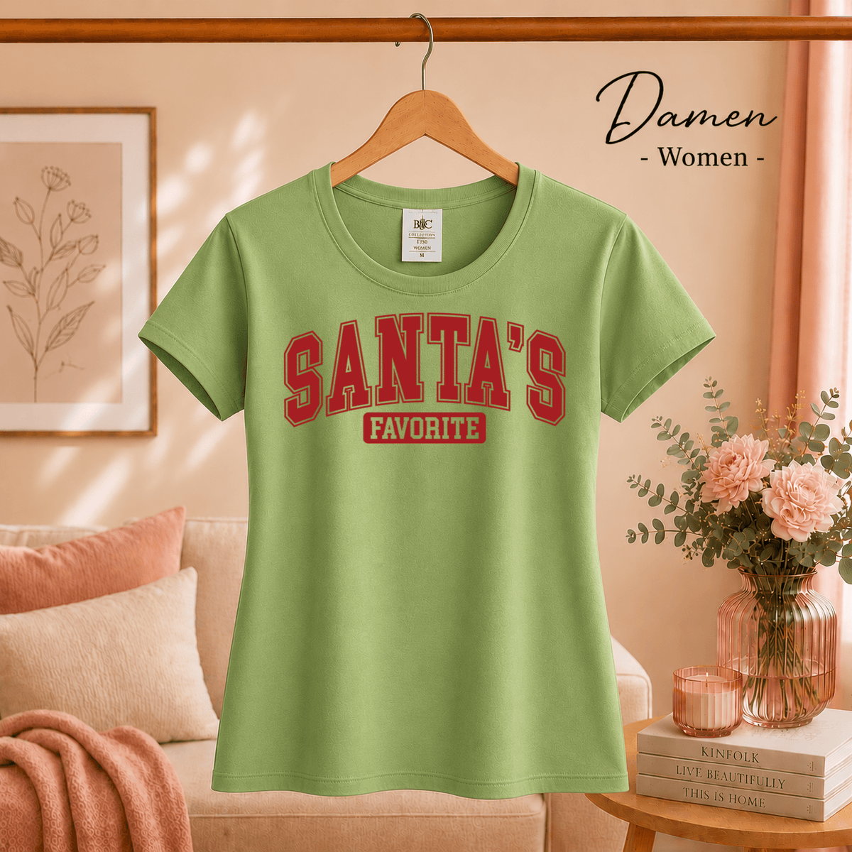 Santa's Favorite T-Shirt | Witziges Weihnachts-Statement im College-Look - StyleOne