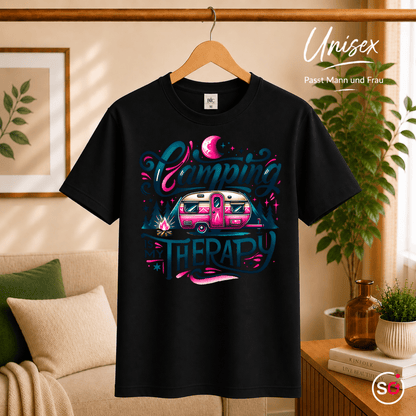 T-Shirt „Camping is my Therapy“ | Statement-Design mit Retro Wohnwagen & Lagerfeuer - StyleOne