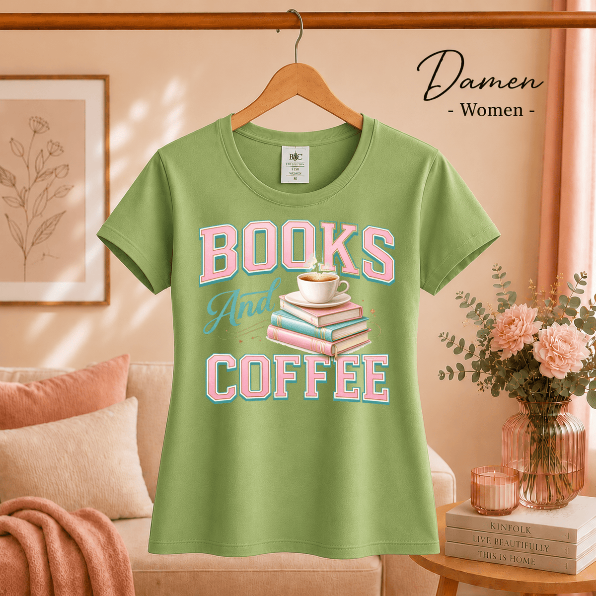 T-Shirt mit 'Books and Coffee' Motiv | Design mit Bücherstapel und Kaffeetasse in Pastell - StyleOne