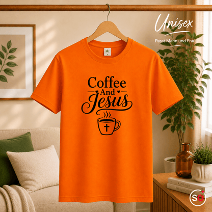 T-Shirt mit 'Coffee and Jesus' Schriftzug | Glaube & Kaffee Design - StyleOne