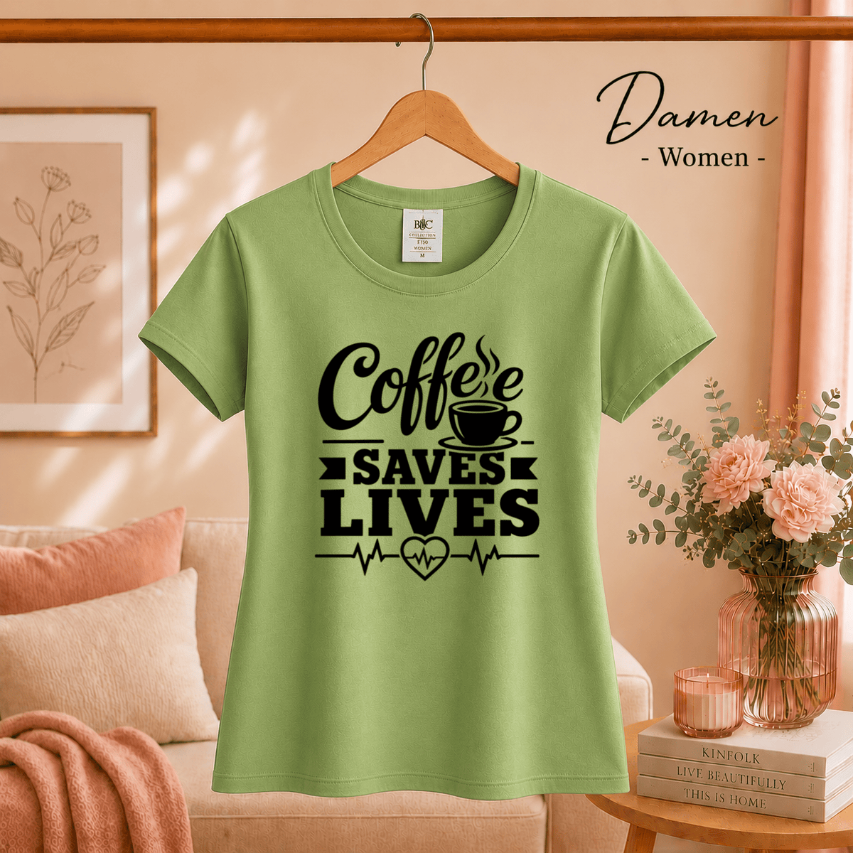 T-Shirt mit 'Coffee Saves Lives' Spruch und Herzschlag-EKG-Motiv - StyleOne