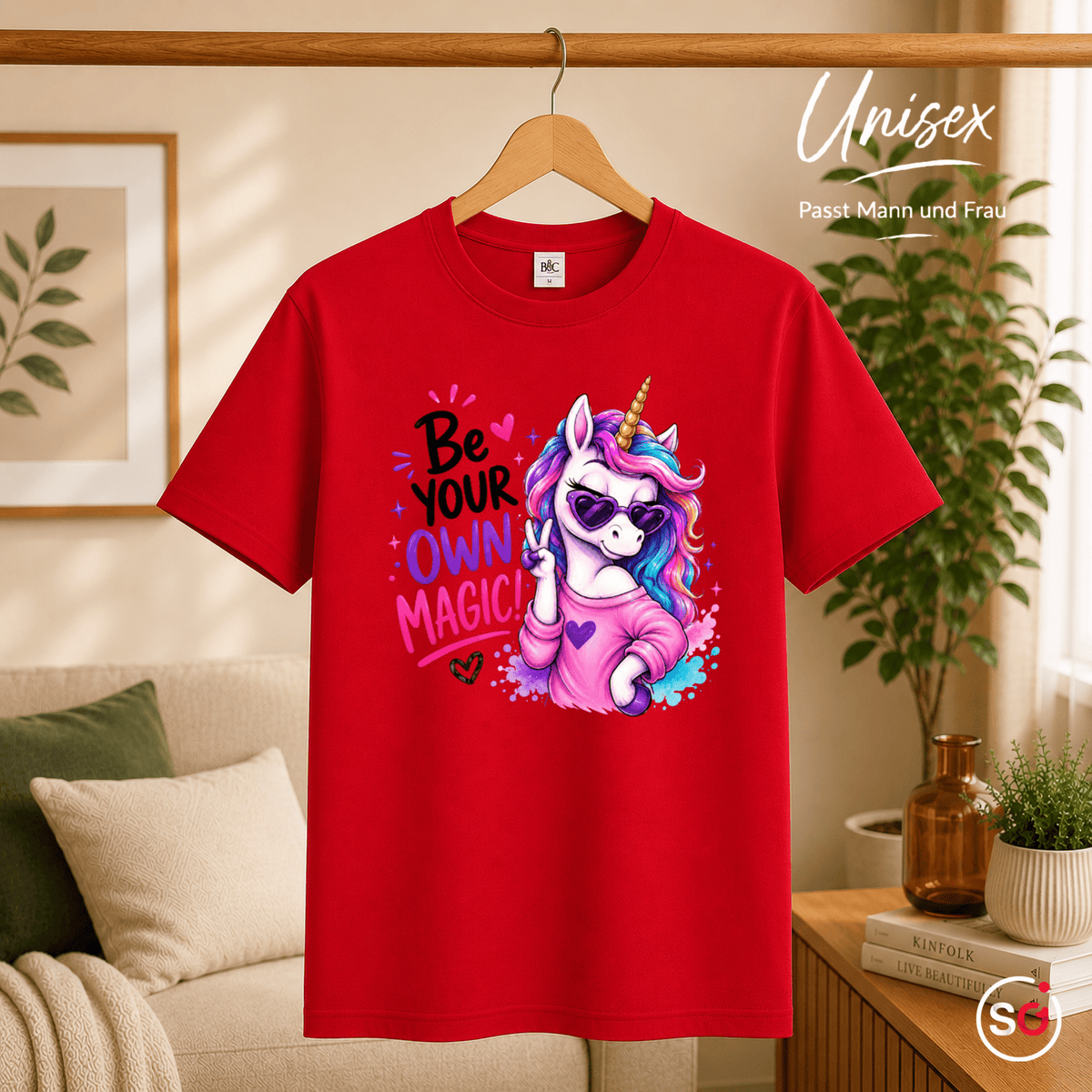 T-Shirt mit coolem Einhorn & Spruch "Be Your Own Magic" | Magisches Statement-Design - StyleOne