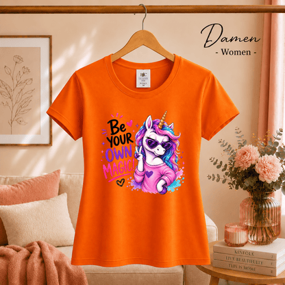 T-Shirt mit coolem Einhorn & Spruch "Be Your Own Magic" | Magisches Statement-Design - StyleOne