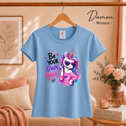 T-Shirt mit coolem Einhorn & Spruch "Be Your Own Magic" | Magisches Statement-Design - StyleOne