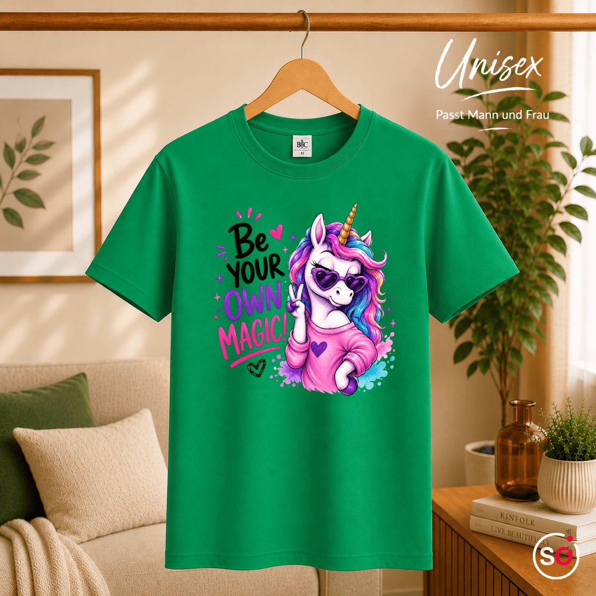 T-Shirt mit coolem Einhorn & Spruch "Be Your Own Magic" | Magisches Statement-Design - StyleOne