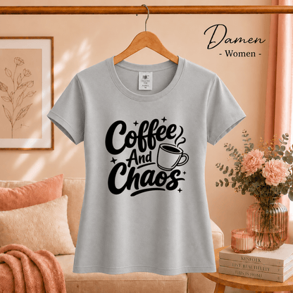 T-Shirt mit Spruch 'Coffee And Chaos' | Design für Kaffeeliebhaber und Alltagshelden - StyleOne