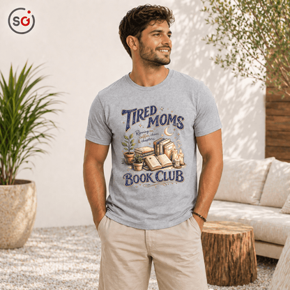 Tired Moms Book Club T-Shirt – Für lesebegeisterte Mütter & Kaffee - Fans - StyleOne